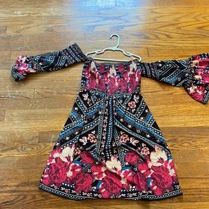 Never worn. Size small strapless off the shoulder dress Brand (flying tomato)